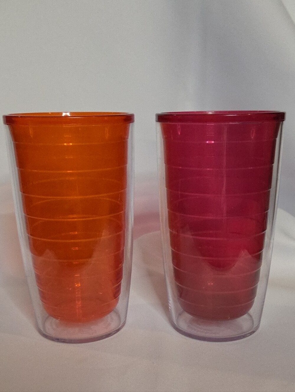 2 Insulated Tervis Plastic Tumblers 16 Ounce 3.5" X 6" Orange Pink/Cranberry